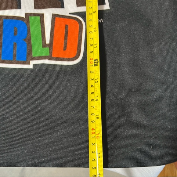 M&M's World graphic tote bag featuring several M&M's characters. - Picture 6 of 9